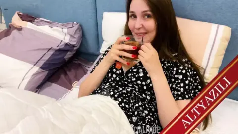 Tiktokcu Kızın Körpe Amcığını Parçaladım