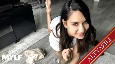 Yaşlı Annemi Amıyla Oynarken Görünce Zorla Siktim